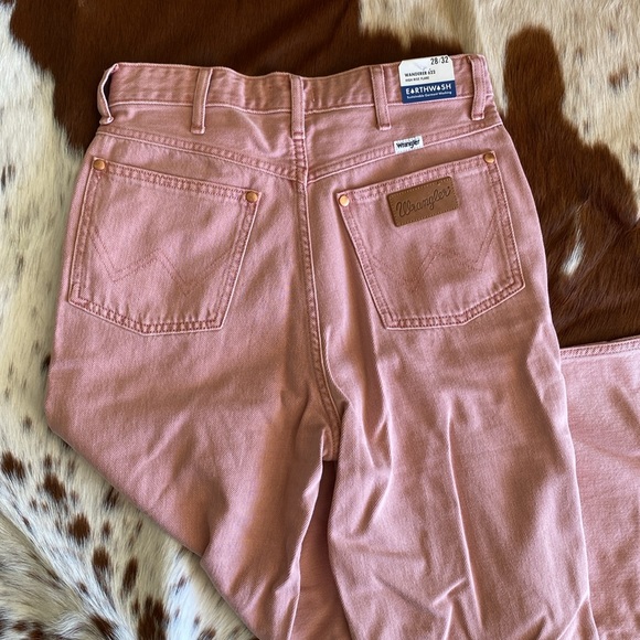 NWT wrangler high rise flare - Picture 2 of 3